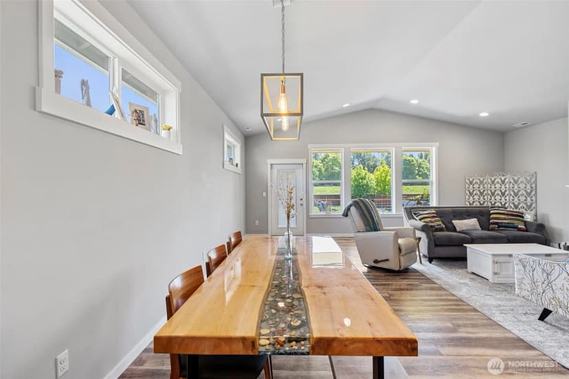 Property photo for 1720 River Walk Lane, Burlington photo 19
