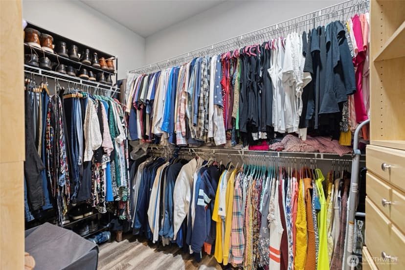 Property photo for 1720 River Walk Lane, Burlington photo 27