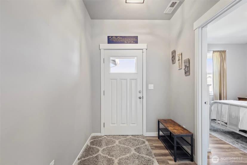 Property photo for 1720 River Walk Lane, Burlington photo 5