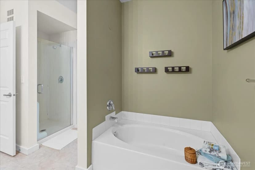 Property photo for 13301 Se 79th Place #c311, Newcastle photo 25