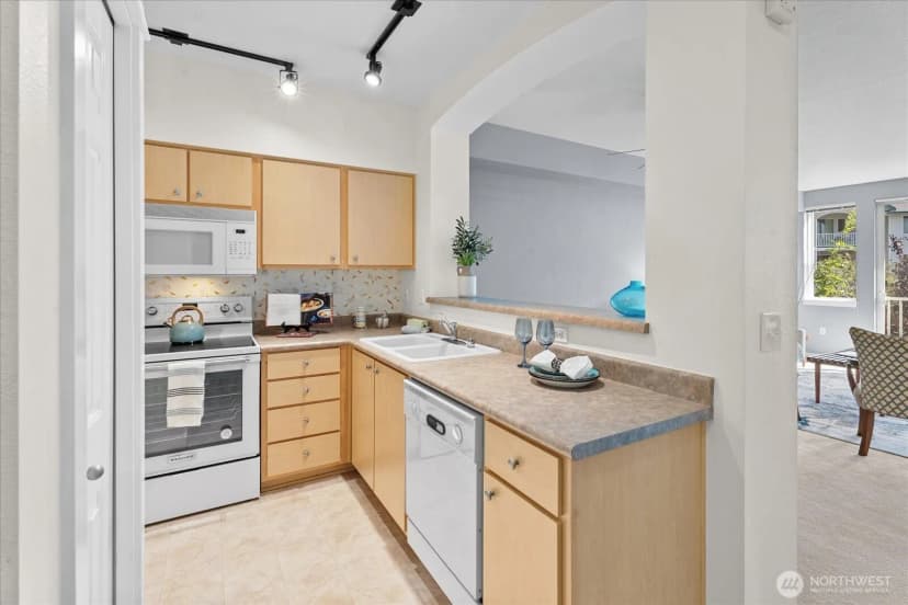 Property photo for 13301 Se 79th Place #c311, Newcastle photo 12