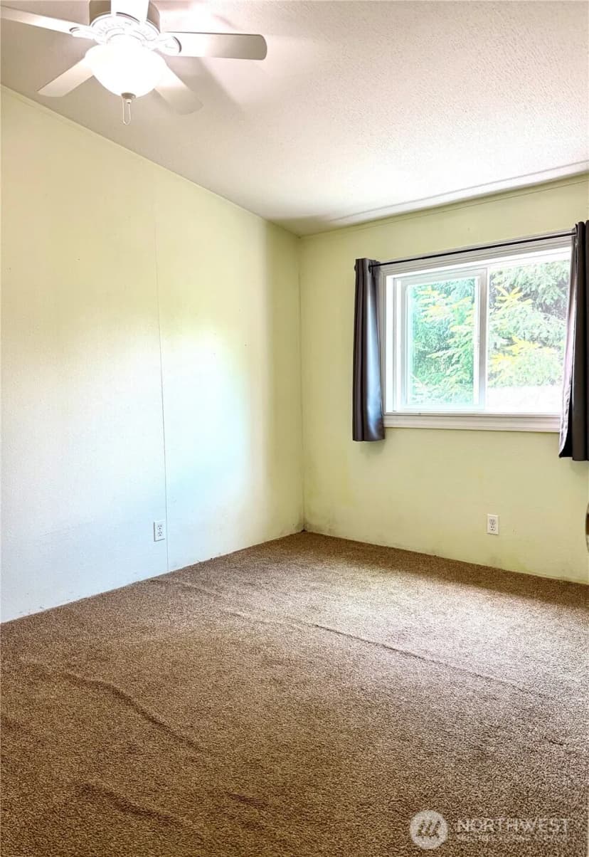 Property photo for 28 N Jacobson Road, Cathlamet photo 12