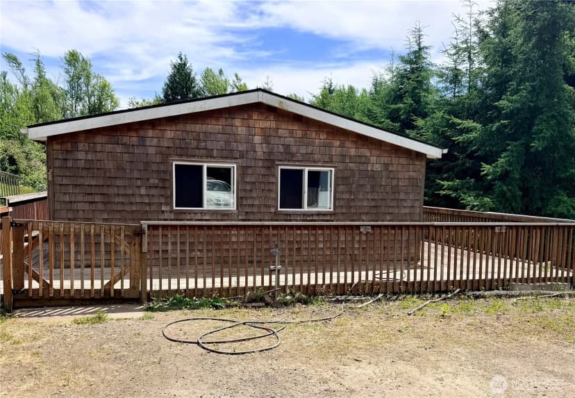 Property photo for 28 N Jacobson Road, Cathlamet photo 18