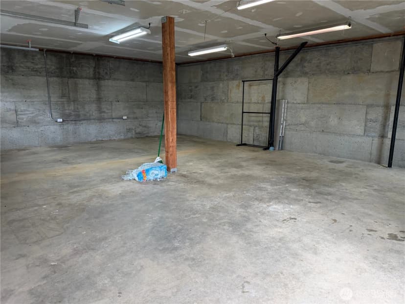 Property photo for 28 N Jacobson Road, Cathlamet photo 35