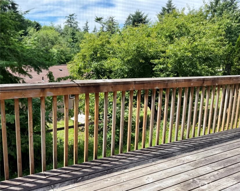 Property photo for 28 N Jacobson Road, Cathlamet photo 17