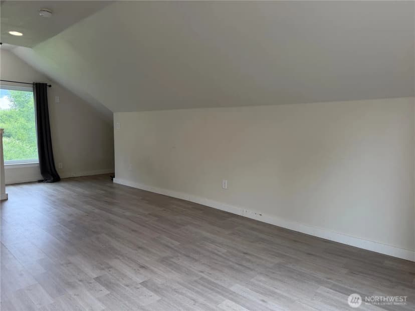 Property photo for 28 N Jacobson Road, Cathlamet photo 33