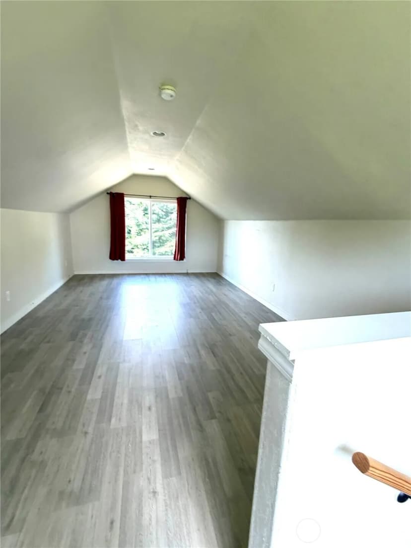 Property photo for 28 N Jacobson Road, Cathlamet photo 32