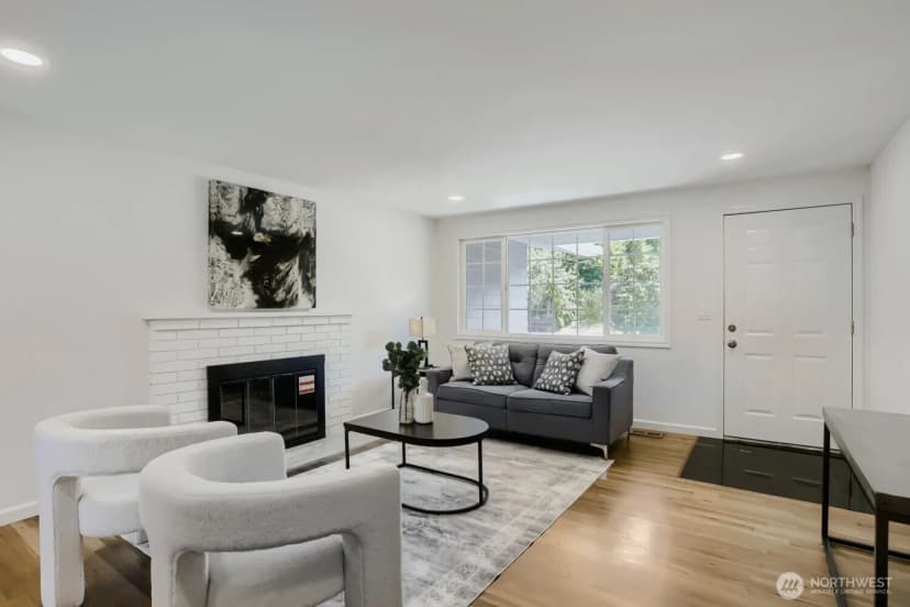 Property photo for 14379 104th Avenue Ne, Kirkland photo 6