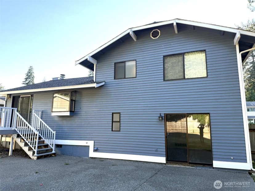 Property photo for 18604 131st Avenue Se, Renton photo 17