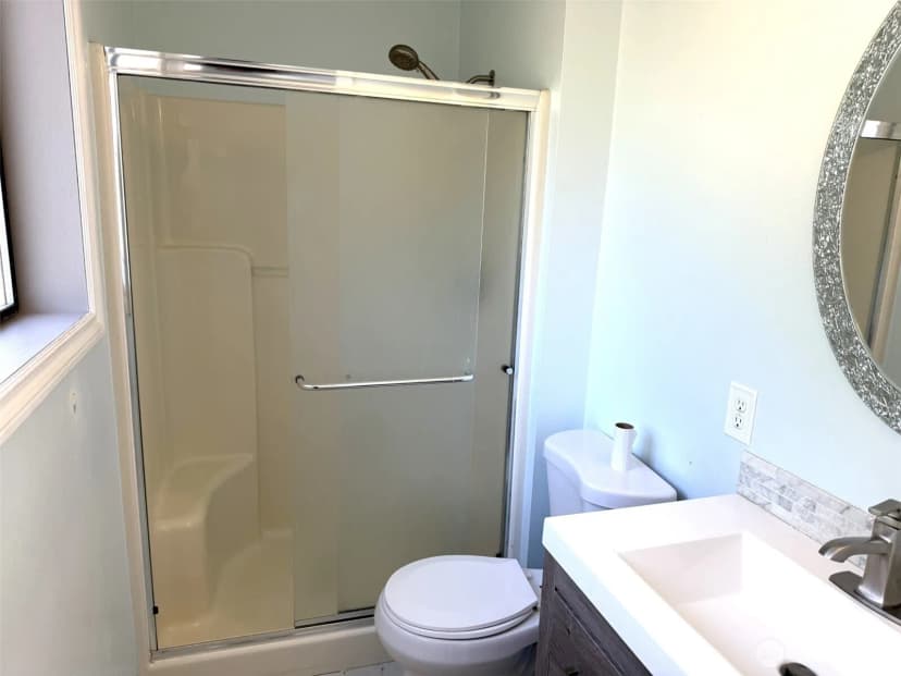 Property photo for 18604 131st Avenue Se, Renton photo 13