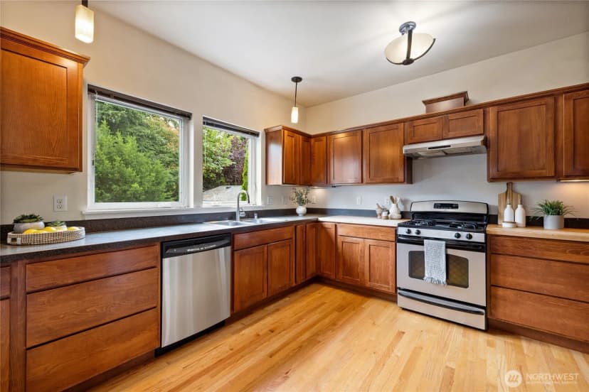 Property photo for 1904 N Proctor Street, Tacoma photo 9