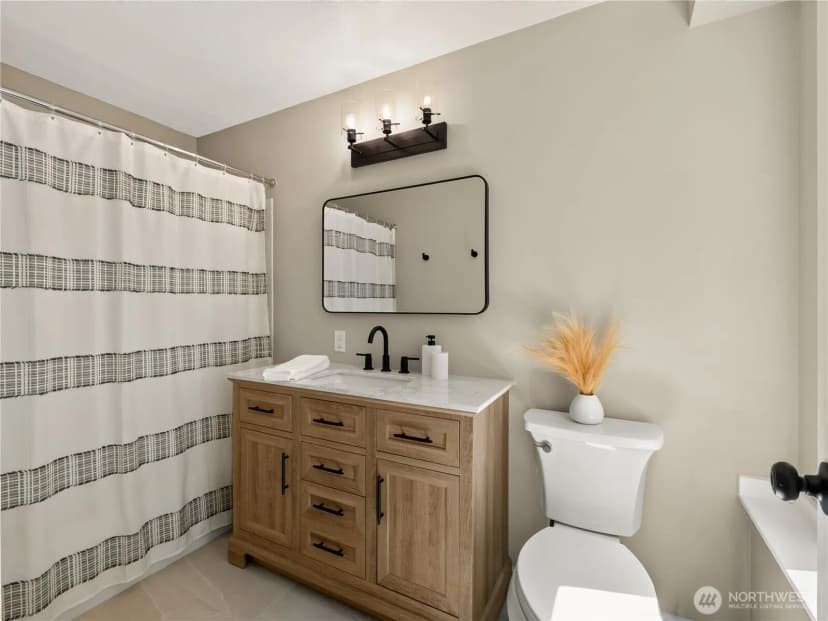 Property photo for 420 222nd Avenue Ne, Sammamish photo 19