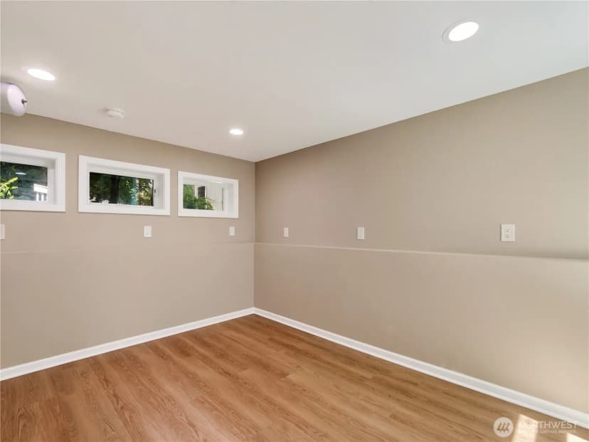 Property photo for 420 222nd Avenue Ne, Sammamish photo 30
