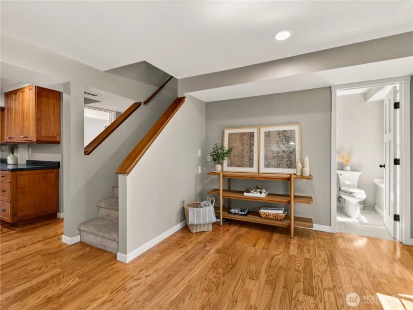 Property photo for 420 222nd Avenue Ne, Sammamish photo 11