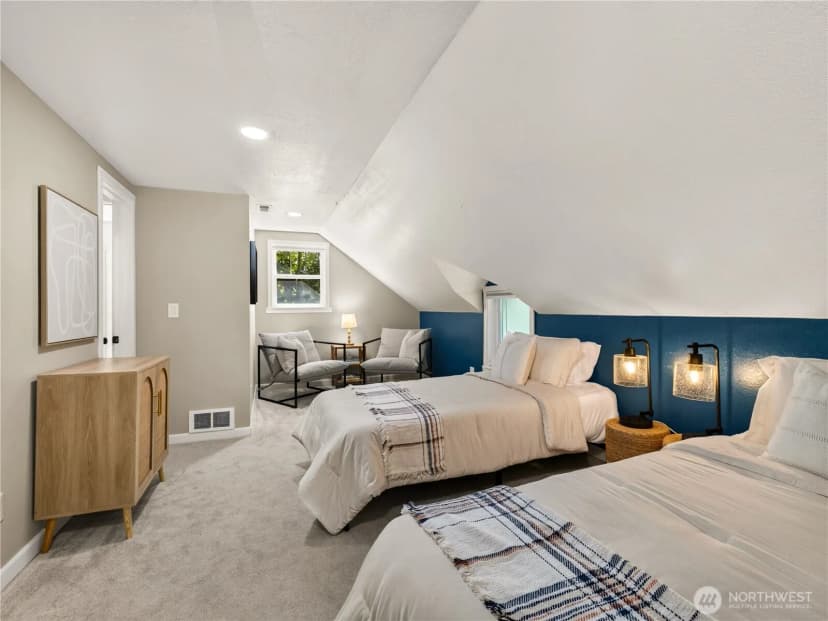 Property photo for 420 222nd Avenue Ne, Sammamish photo 23