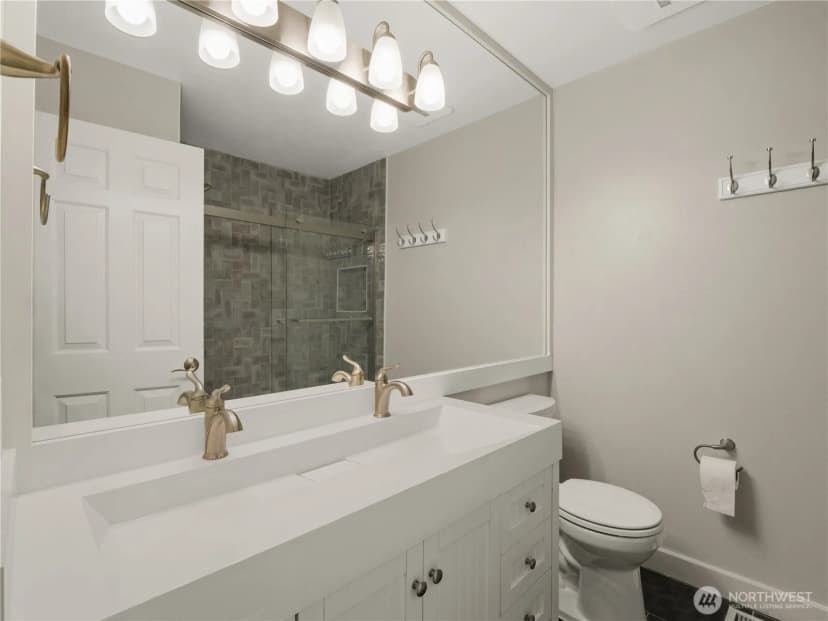 Property photo for 23420 Se 28th Court, Sammamish photo 31
