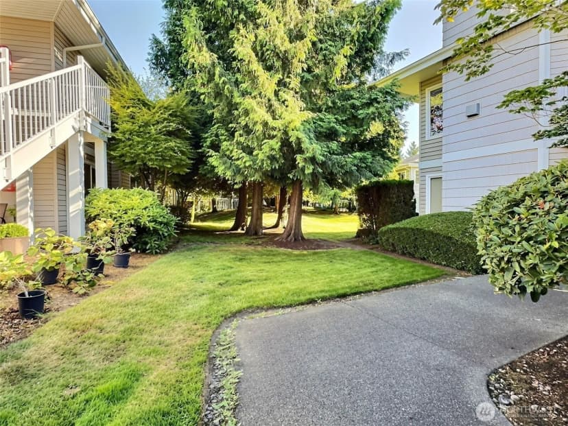 Property photo for 11130 Se 208th Street #b204, Kent photo 25