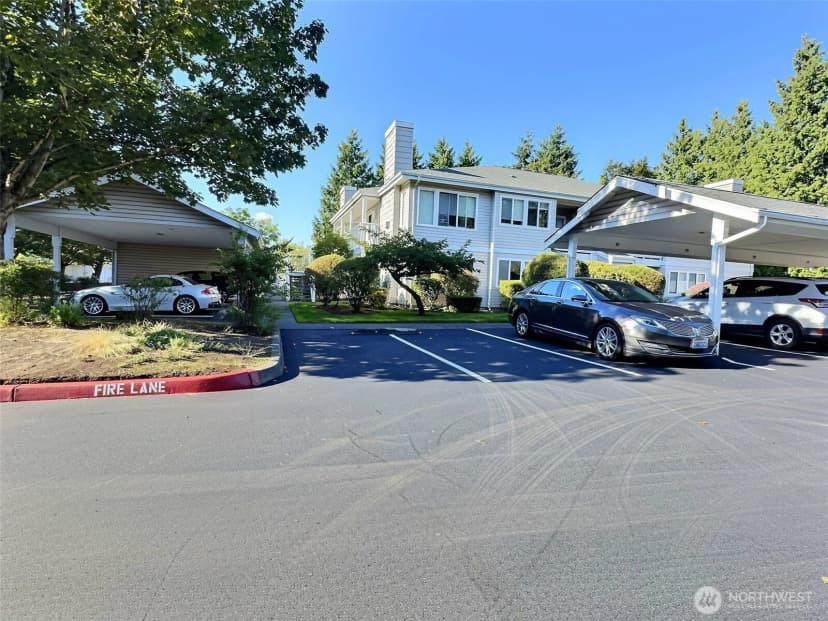 Property photo for 11130 Se 208th Street #b204, Kent photo 2