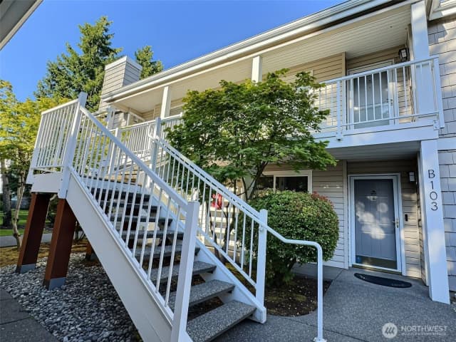 Property photo for 11130 Se 208th Street #b204, Kent photo 3
