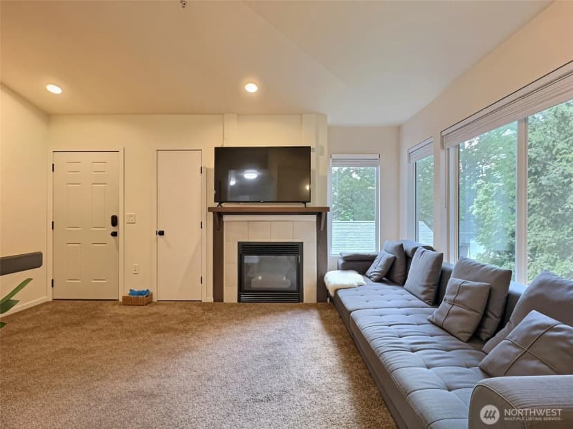 Property photo for 11130 Se 208th Street #b204, Kent photo 9