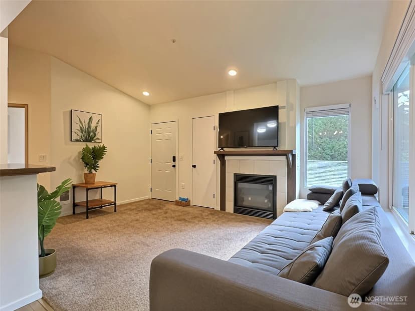 Property photo for 11130 Se 208th Street #b204, Kent photo 10