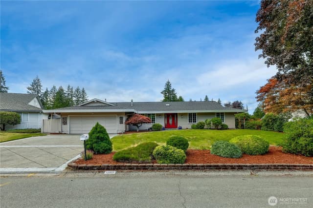 Property photo for 14812 Se 170th Street, Renton photo 3
