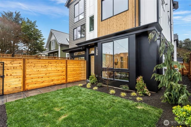 Property photo for 7336 27th Avenue Nw, Seattle photo 2