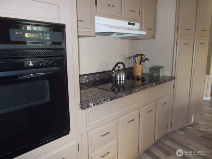 Property photo for 1841 Trosper Road Sw #31, Tumwater photo 16