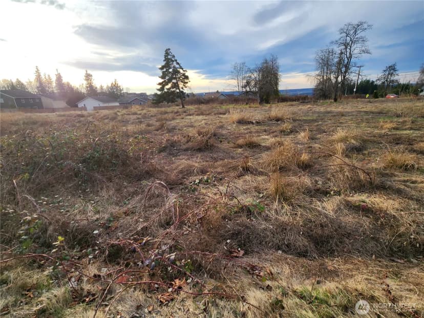 Property photo for 8420 83rd Avenue Ne, Marysville photo 14