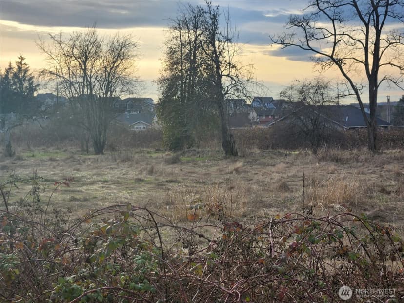 Property photo for 8420 83rd Avenue Ne, Marysville photo 16