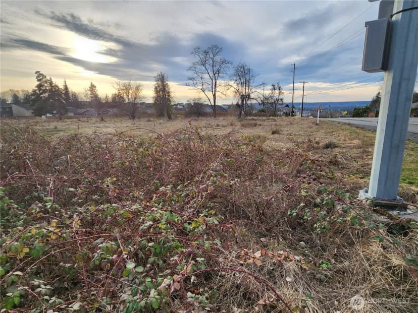 Property photo for 8420 83rd Avenue Ne, Marysville photo 19