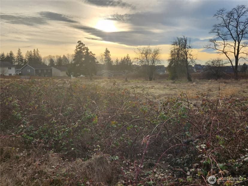 Property photo for 8420 83rd Avenue Ne, Marysville photo 15