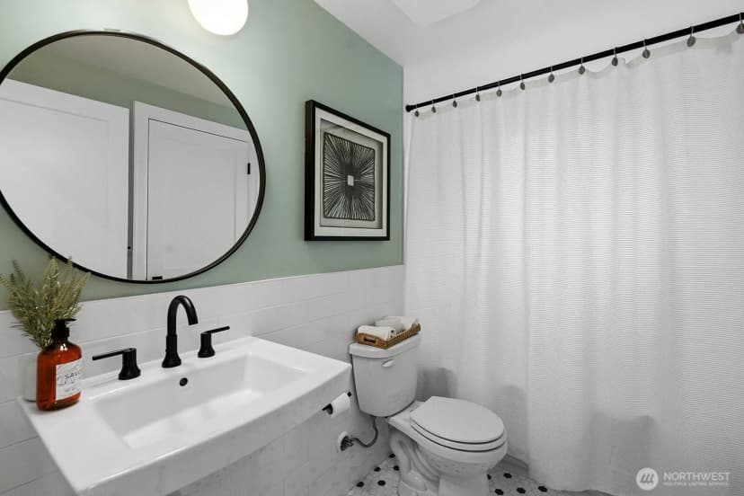 Property photo for 7511 41st Avenue Ne, Seattle photo 17