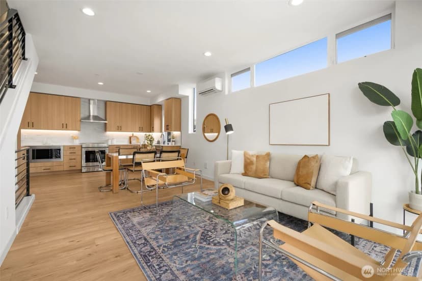 Property photo for 4408 A 50th Avenue S, Seattle photo 4