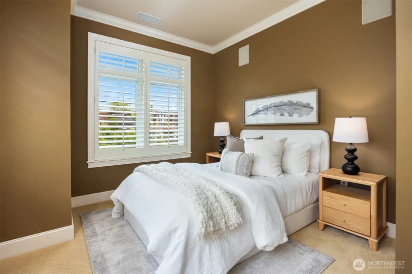Property photo for 725 Harvard Avenue E, Seattle photo 25