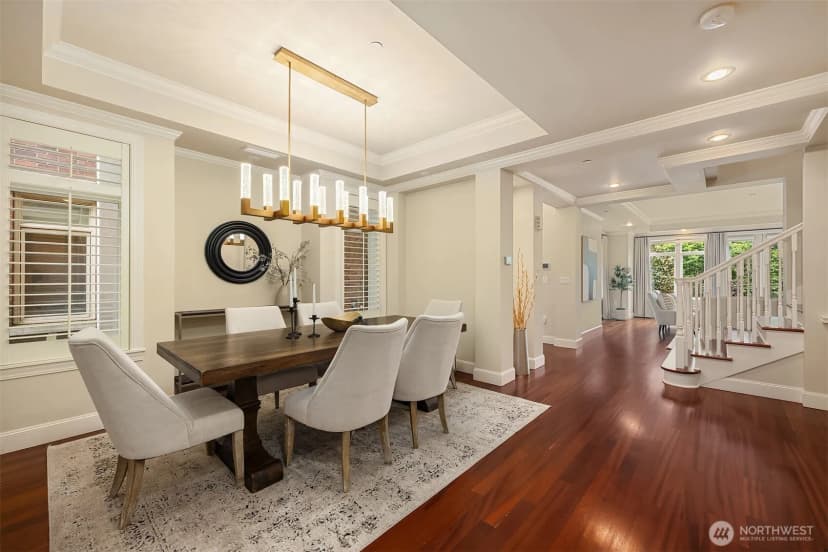 Property photo for 725 Harvard Avenue E, Seattle photo 9