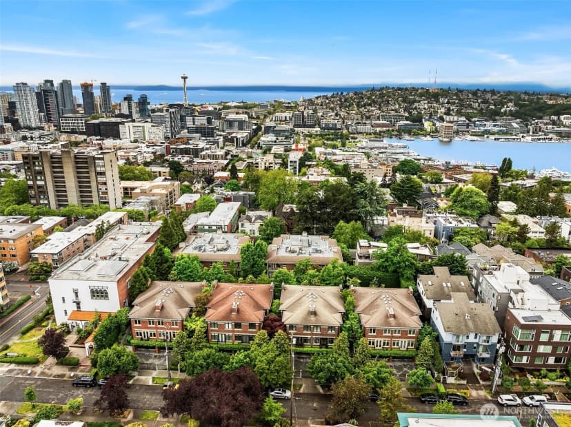 Property photo for 725 Harvard Avenue E, Seattle photo 33