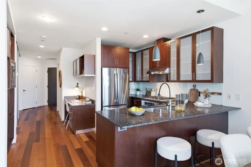 Property photo for 2033 2nd Avenue #2104, Seattle photo 8