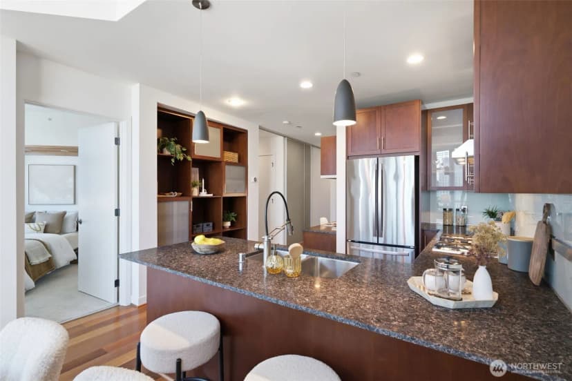 Property photo for 2033 2nd Avenue #2104, Seattle photo 7