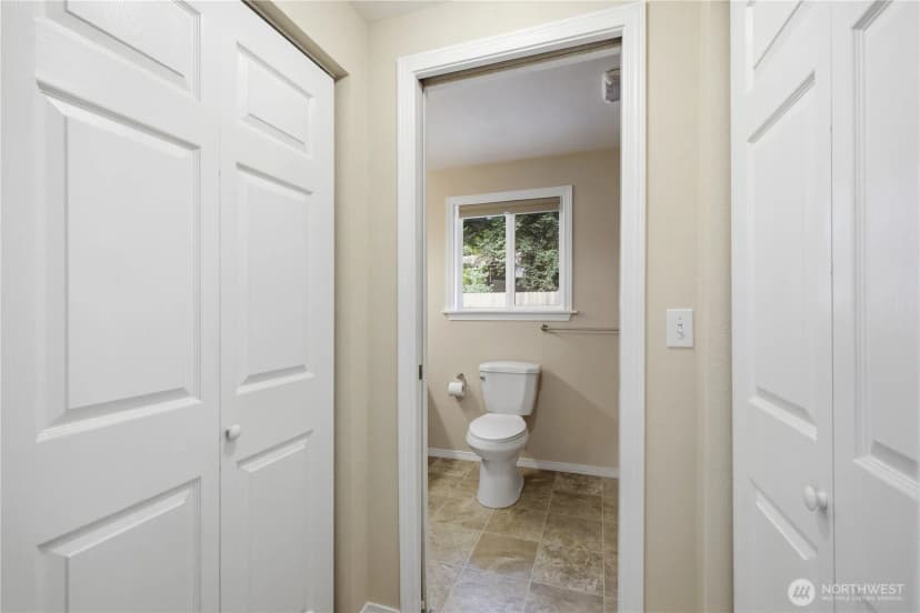Property photo for 5713 187th Avenue E, Lake Tapps photo 9
