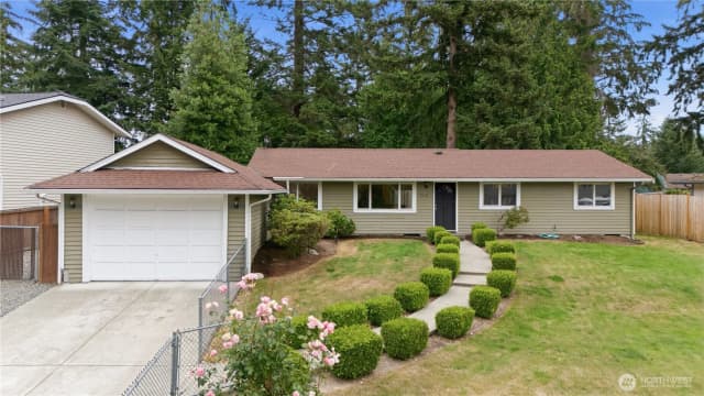Property photo for 5713 187th Avenue E, Lake Tapps photo 3