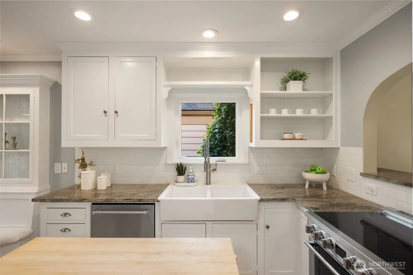 Property photo for 4319 Ne 44th Street, Seattle photo 10