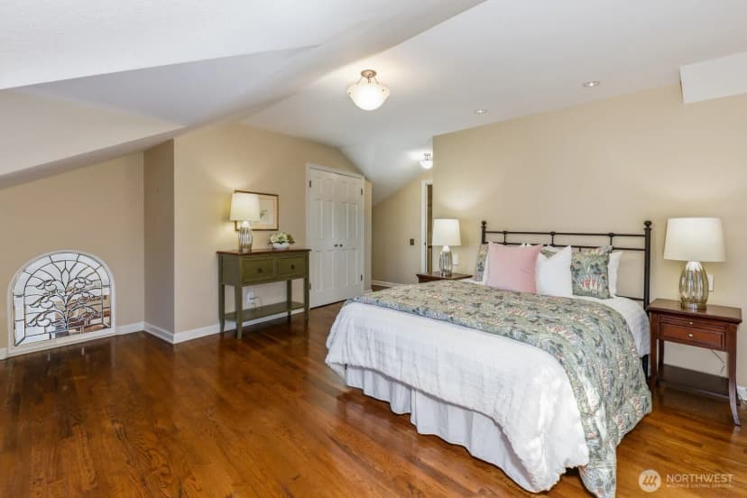 Property photo for 2109 38th Avenue E, Seattle photo 22