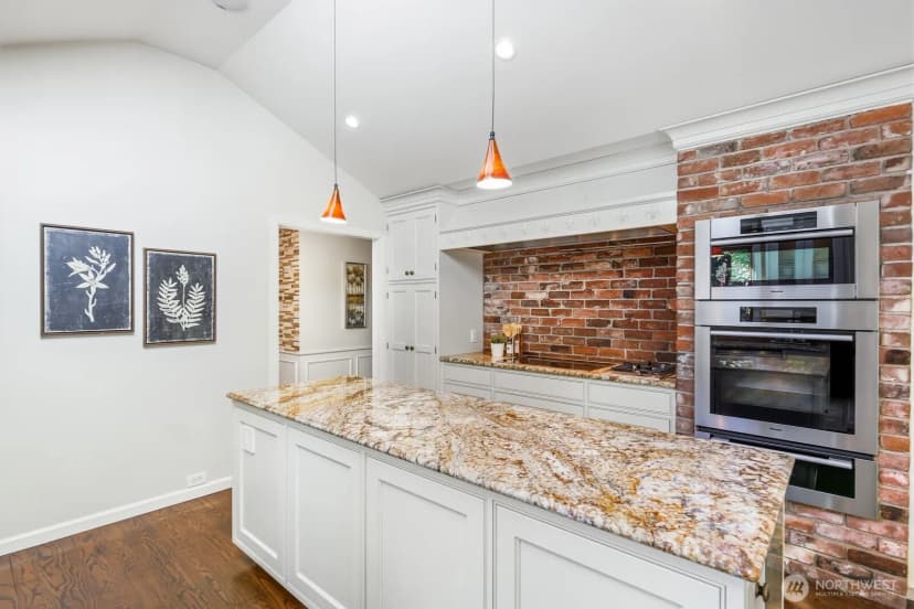 Property photo for 2109 38th Avenue E, Seattle photo 12