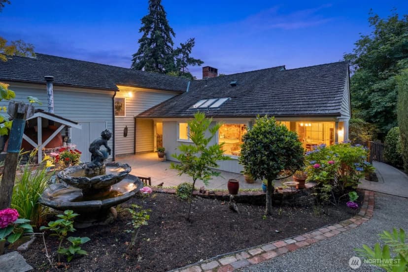 Property photo for 2109 38th Avenue E, Seattle photo 35