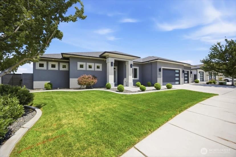 Property photo for 5483 S Kent Street, Kennewick photo 2