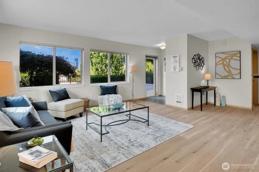 Property photo for 425 23rd Avenue S #a006, Seattle photo 6