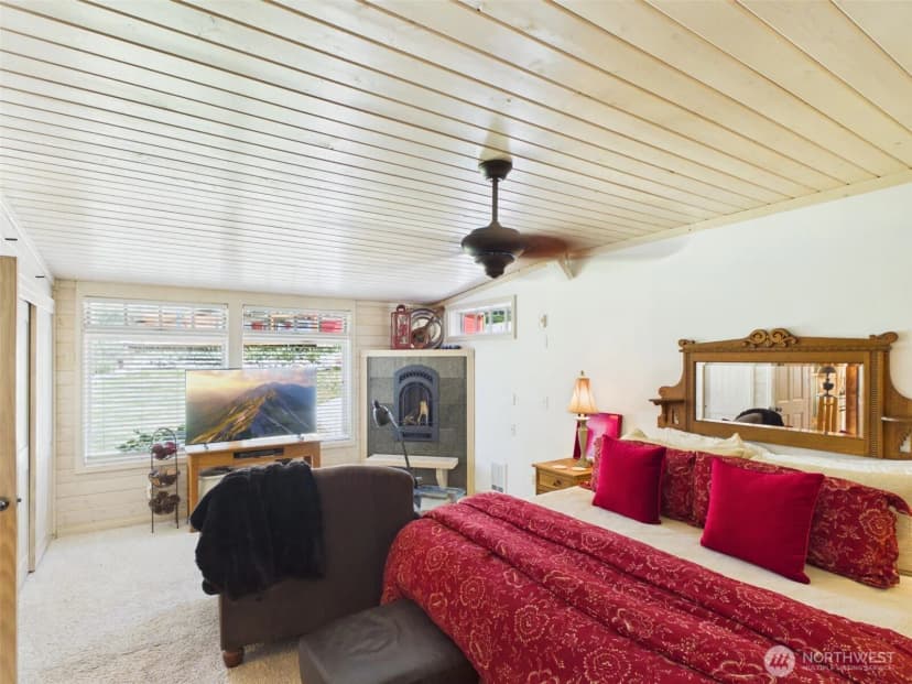 Property photo for 10 Wayland Cove Road, Republic photo 15