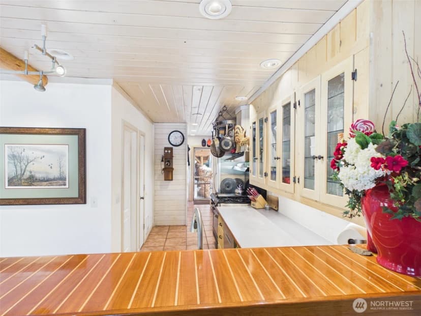 Property photo for 10 Wayland Cove Road, Republic photo 11