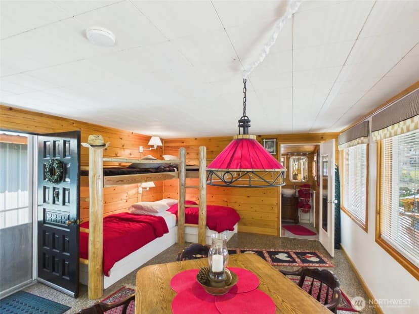 Property photo for 10 Wayland Cove Road, Republic photo 24